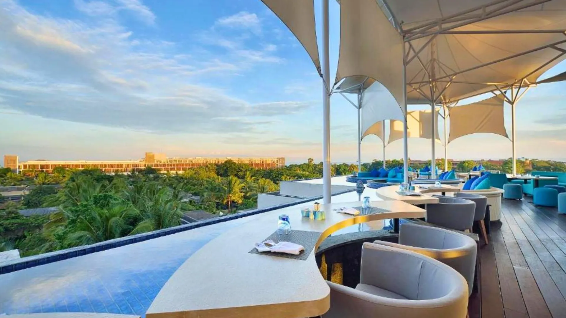 Damarlangit 1 Bedroom Superior Terrace Zn73 Seminyak